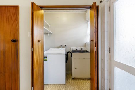 Photo of property in 2/875 Heaphy Terrace, Claudelands, Hamilton, 3214