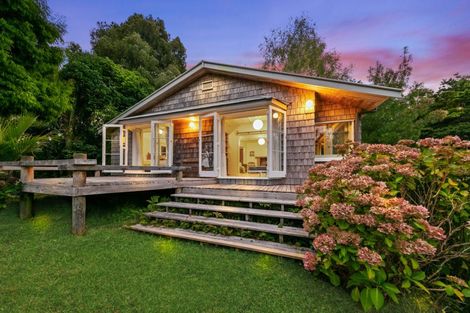 Photo of property in 103 Hinau Road, Waimauku, 0881