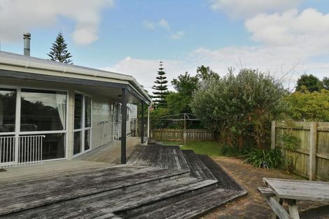 Photo of property in 16 Johnson Street, Bulls, 4818