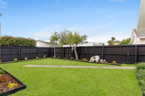 Photo of property in 2/472 Greers Road, Bishopdale, Christchurch, 8053