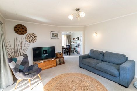 Photo of property in 1a Alexander Place, Otaki, 5512