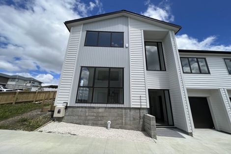 Photo of property in 38a Mcwhirters Farm Lane, Massey, Auckland, 0614