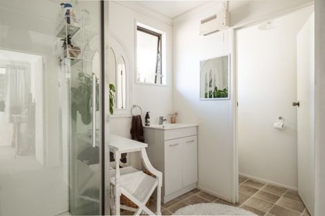 Photo of property in 16b Heatherlea Street, Outer Kaiti, Gisborne, 4010