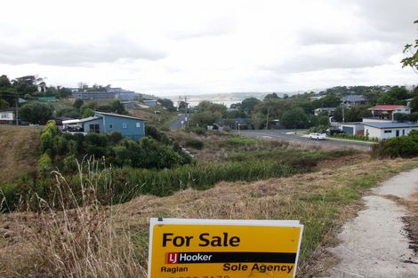 Photo of property in 6 Waikowhai Place, Raglan, 3225