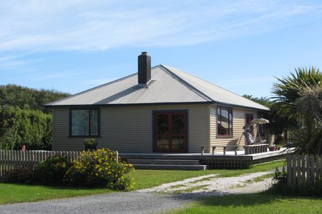 Photo of property in 8 Tasman Street, Carters Beach, Westport, 7825