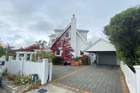 Photo of property in 135 Princes Drive, Britannia Heights, Nelson, 7010