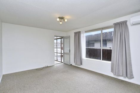 Photo of property in 1/3 James Condon Place, Redwood, Christchurch, 8051