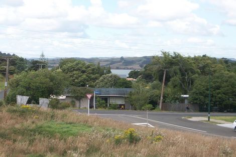 Photo of property in 6 Waikowhai Place, Raglan, 3225