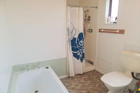 Photo of property in 33 Collingwood Street, Hokowhitu, Palmerston North, 4410