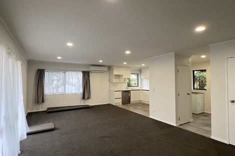 Photo of property in 53 Blakeborough Drive, Forrest Hill, Auckland, 0620