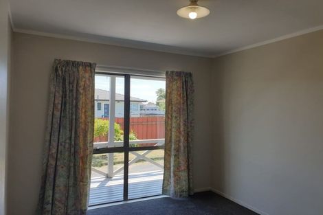 Photo of property in 24 Growers Lane, Mangere East, Auckland, 2024