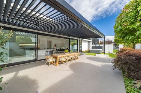 Photo of property in 31 Waiwetu Street, Fendalton, Christchurch, 8052