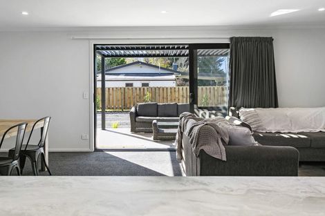 Photo of property in 2/151 Tauhara Road, Tauhara, Taupo, 3330