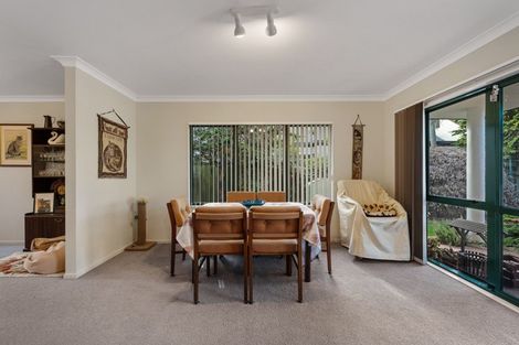 Photo of property in 30 Caversham Drive, Rototuna, Hamilton, 3210