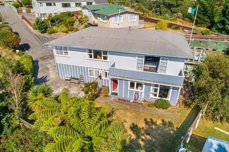 Photo of property in 18 Glen Alton Avenue, Paparangi, Wellington, 6037
