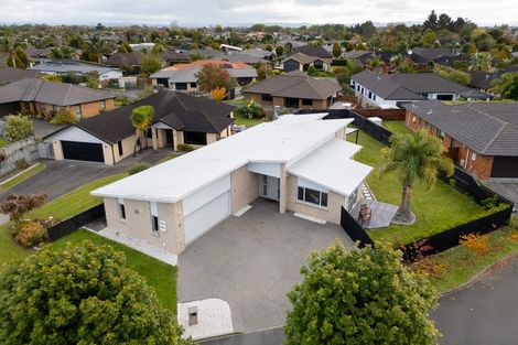 Photo of property in 16 Cole Thomas Place, Huntington, Hamilton, 3210