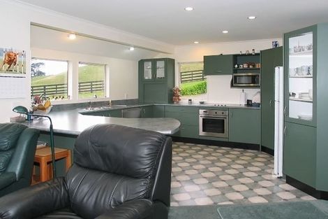 Photo of property in 246 Takapu Road, Takapu Valley, Wellington, 5028
