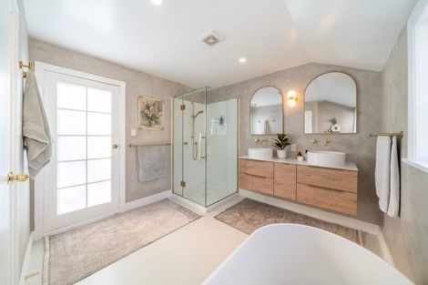 Photo of property in 5 Plateau Road, Te Marua, Upper Hutt, 5018