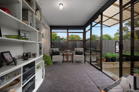 Photo of property in 3 Sutherland Crescent, Westbrook, Palmerston North, 4412