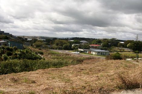 Photo of property in 6 Waikowhai Place, Raglan, 3225