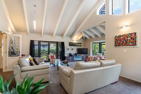 Photo of property in 15 Oregon Drive, Rainbow Point, Taupo, 3330