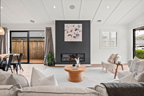 Photo of property in 93 Muster Road, Jacks Point, 9371