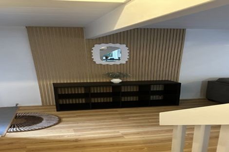 Photo of property in 4 Hiwihau Place, Glenfield, Auckland, 0629