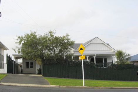 Photo of property in 13 Magnetic Street, Port Chalmers, 9023
