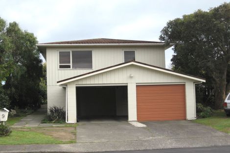 Photo of property in 9 Kingswood Grove, Raumati Beach, Paraparaumu, 5032