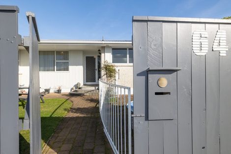 Photo of property in 64 Nevada Drive, Merrilands, New Plymouth, 4312