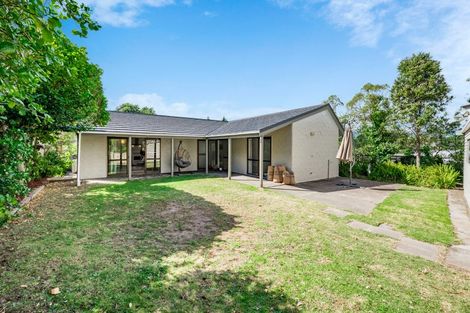 Photo of property in 24 Island View Terrace, Waikanae Beach, Waikanae, 5036