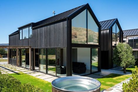 Photo of property in 13 Theodore Court, Wanaka, 9305