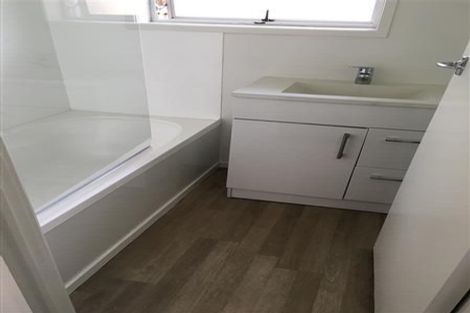 Photo of property in 1/10a View Road, Papakura, 2110