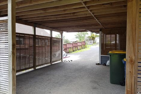 Photo of property in 2 Graham Collins Drive, Windsor Park, Auckland, 0632