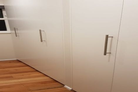 Photo of property in 5/8 Tawera Road, Greenlane, Auckland, 1051