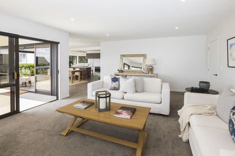 Photo of property in 89 Cannon Hill Crescent, Mount Pleasant, Christchurch, 8081