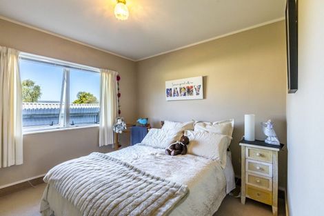 Photo of property in 2/2 Anzac Avenue, Onekawa, Napier, 4110