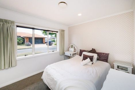 Photo of property in 15 Flemington Lane, Awapuni, Palmerston North, 4412