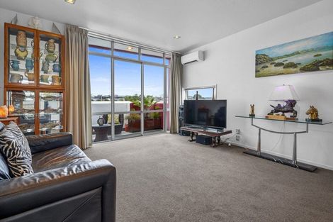 Photo of property in 2 Meredith Street, Addington, Christchurch, 8024