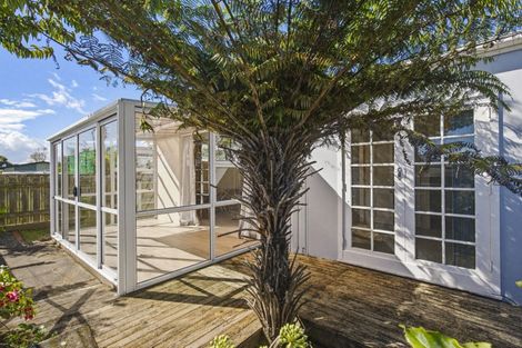 Photo of property in 6 Teoti Street, Paraparaumu Beach, Paraparaumu, 5032