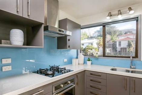 Photo of property in 69 Powrie Street, Glenfield, Auckland, 0629