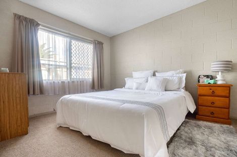 Photo of property in 2/100 River Road, Hamilton East, Hamilton, 3216