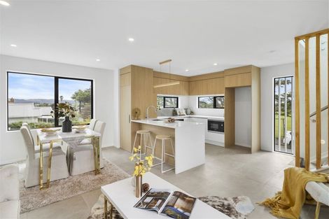 Photo of property in 28a Walker Road, Point Chevalier, Auckland, 1022