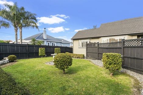 Photo of property in 1/32 Nile Road, Milford, Auckland, 0620