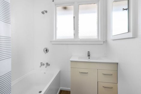 Photo of property in 87a Roberta Drive, Somerfield, Christchurch, 8024