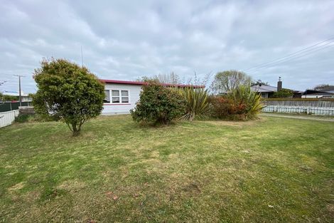 Photo of property in 15 Kirk Street, Otaki, 5512