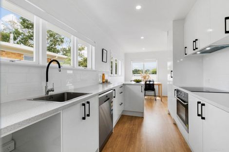 Photo of property in 8 Childs Avenue, Pukekohe, 2120