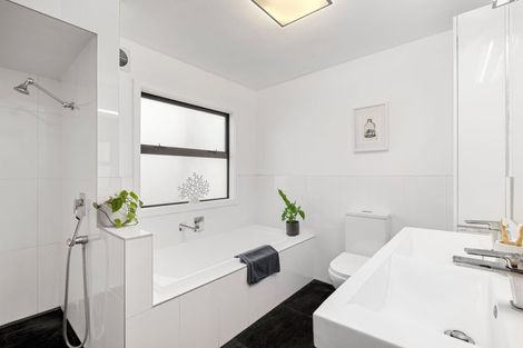 Photo of property in 49 Holliss Avenue, Cashmere, Christchurch, 8022