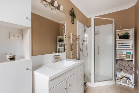 Photo of property in 4 Arthur Grove, Bethlehem, Tauranga, 3110