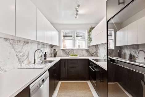 Photo of property in 453 Point Chevalier Road, Point Chevalier, Auckland, 1022